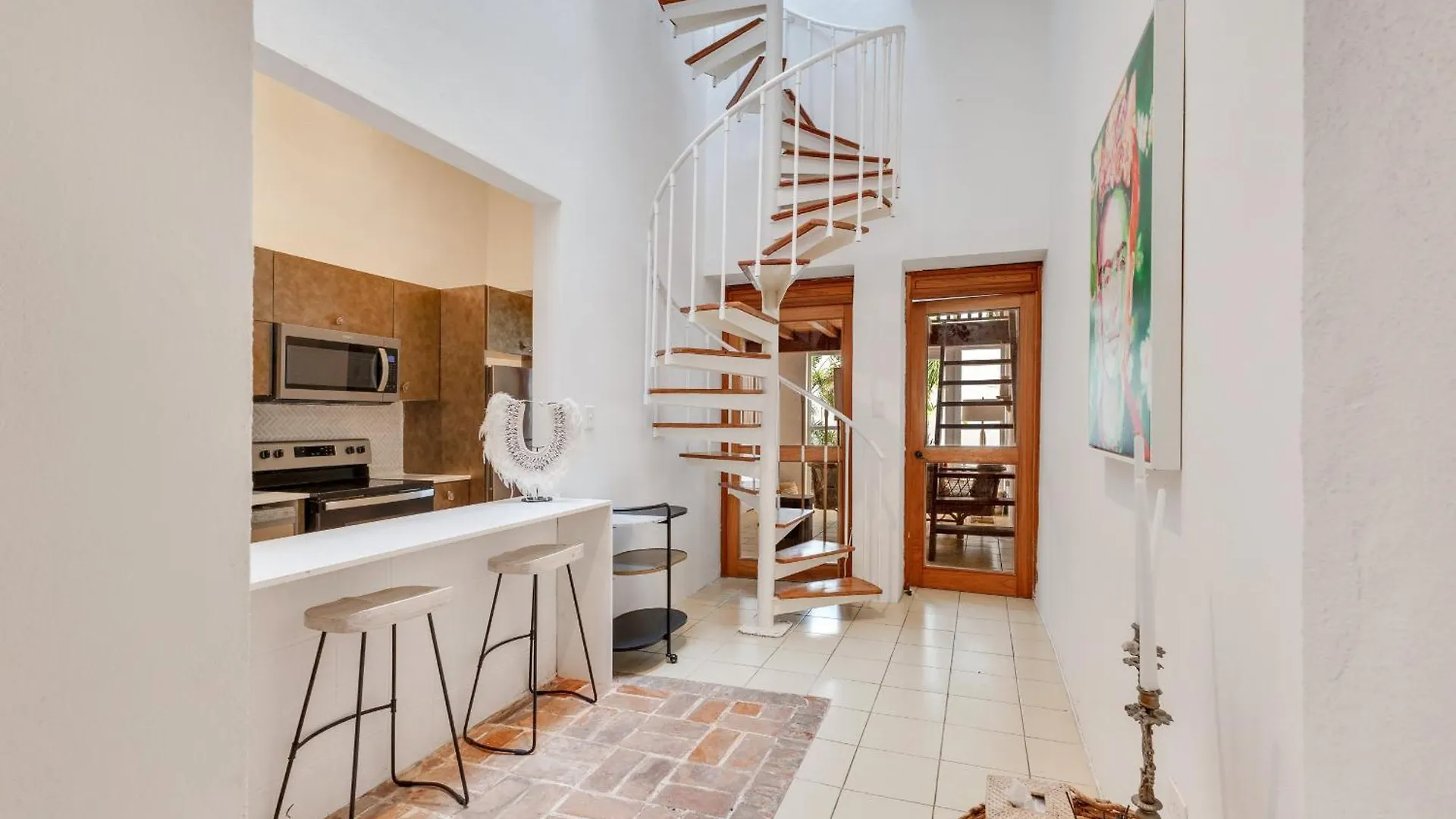 Spacious Colonial Gem With Artistic Flair Old سان خوان بورتوريكو